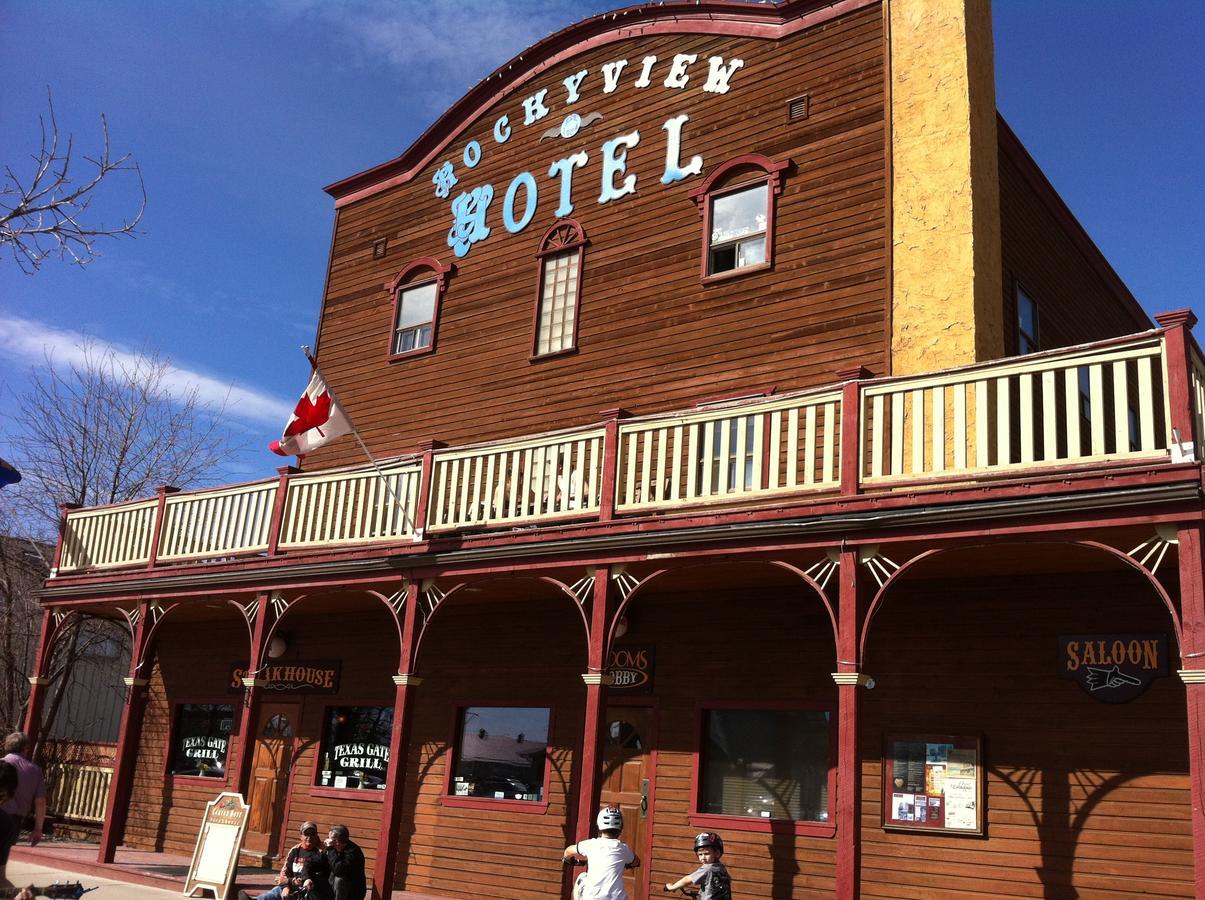 The Cochrane Rockyview Hotel Exterior photo